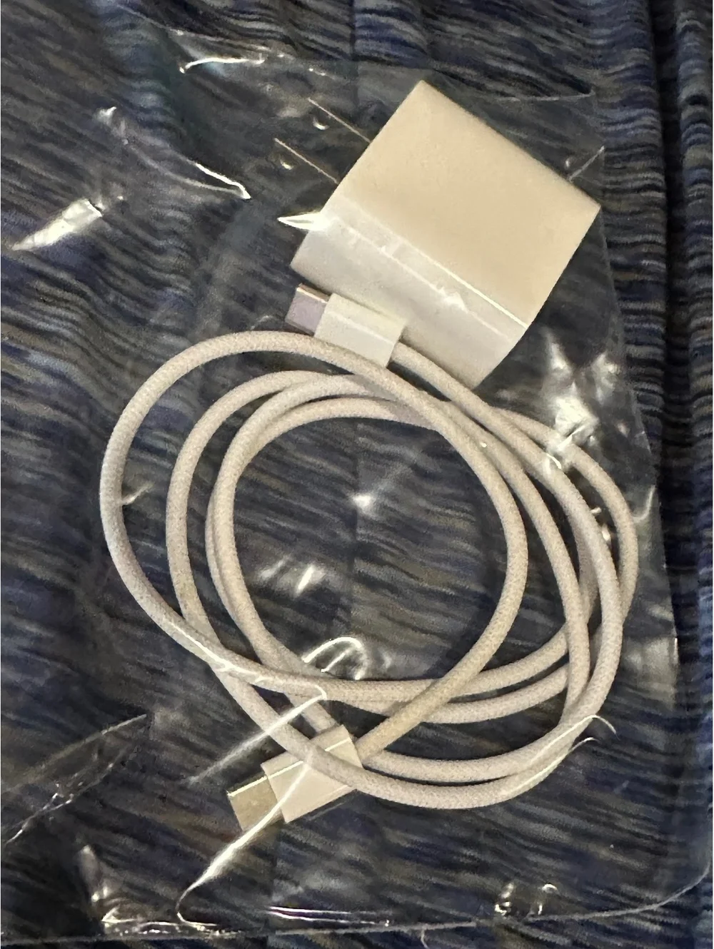 Apple 20W USB-C Power Adapter with USB-C to Lightning Braided Cable